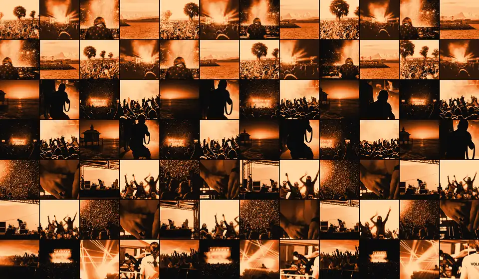 Mosaïque de photos du public des éditions passées, où se dessine l'étoile du logo mUXic